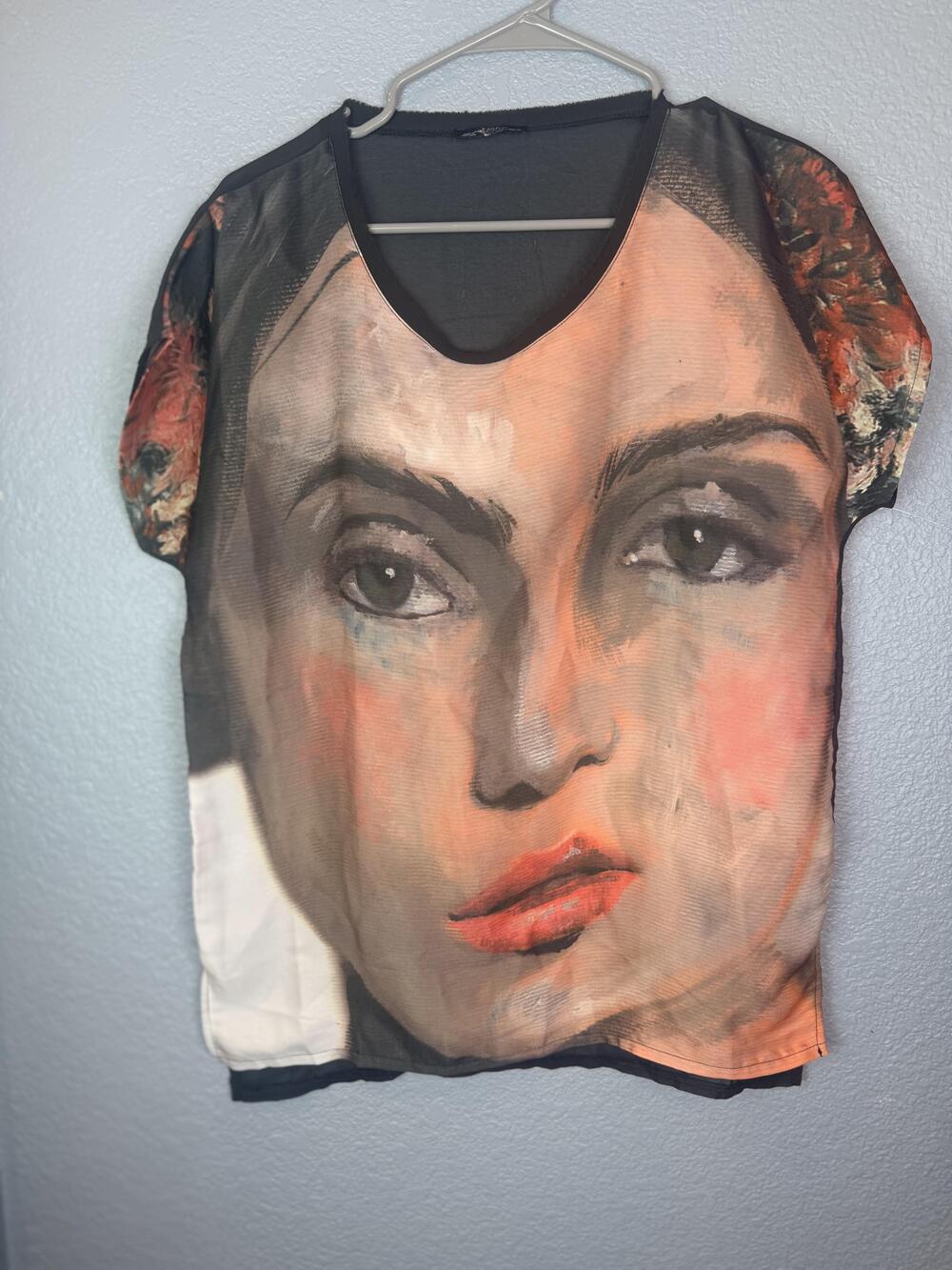 Zara Blouse Womens Large Multicolor Portrait Art Sheer Chiffon Tunic Top Face